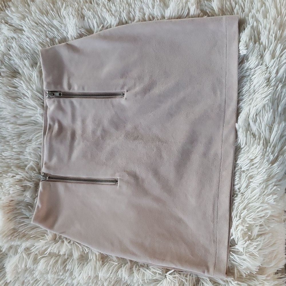 Pale pink suede like skirt Small